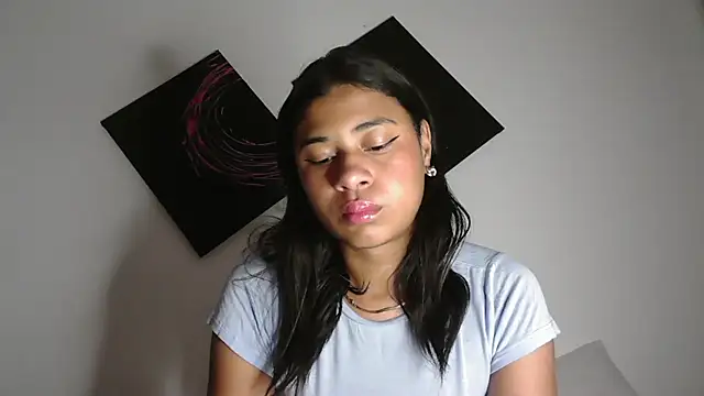 dark enchantress  online show from 11.07.25