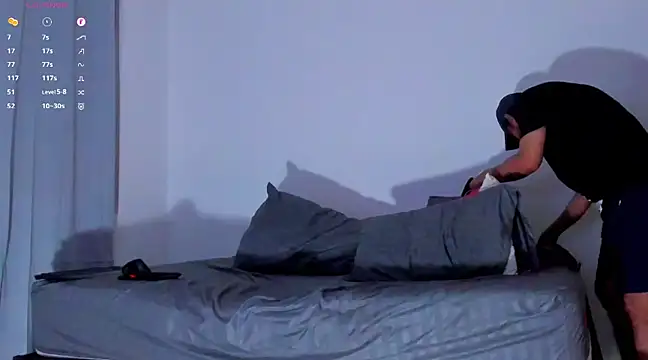 Snapshot of Cloudy_pigDude chatting on 01.01.25 Cloudy pigDude online show from 01.01.25