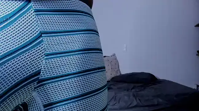 Snapshot of Cloudy_pigDude chatting on 02.02.25 Cloudy pigDude online show from 02.02.25