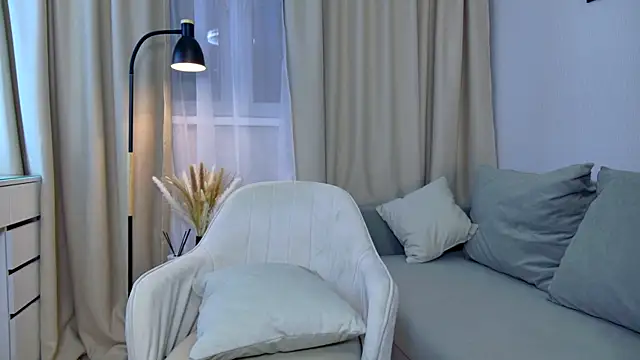 KylieLips online show from 03.17.26