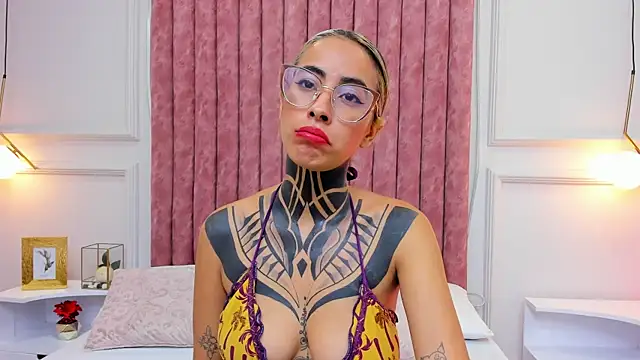 NicoleBlum online show from 12.27.24