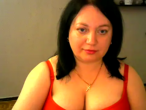 Snapshot of AmanaGi chatting on 03.11.25 AmanaGi online show from 03.11.25