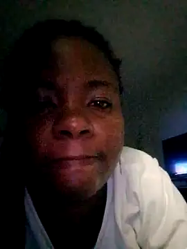 Snapshot of bigtitssxx chatting on 10.01.25 bigtitssxx online show from 10.01.25