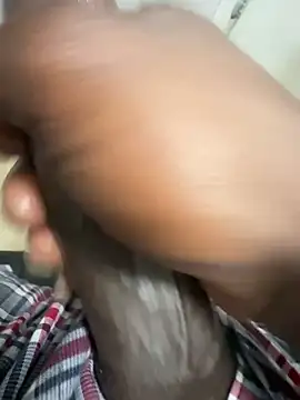 Snapshot of little0245 chatting on 09.08.25 little0245 online show from 09.08.25