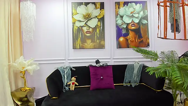 Awww Ella online show from 10.31.25