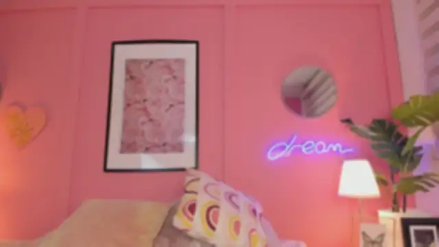 SoySaraa online show from 03.11.25