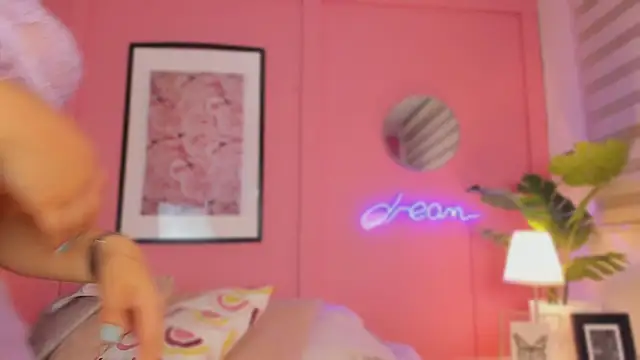 SoySaraa online show from 03.14.25