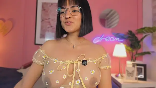 SoySaraa online show from 09.16.25