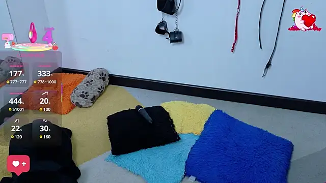 Catwhite  online show from 03.11.25