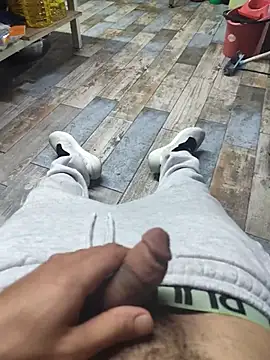 Snapshot of By_izmirli3535 chatting on 10.11.25 By izmirli3535 online show from 10.11.25