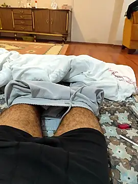 Snapshot of By_izmirli3535 chatting on 12.04.25 By izmirli3535 online show from 12.04.25