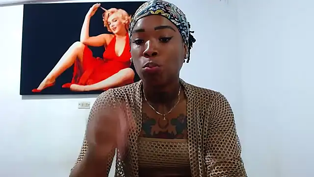 Snapshot of khendraDab chatting on 12.14.25 khendraDab online show from 12.14.25