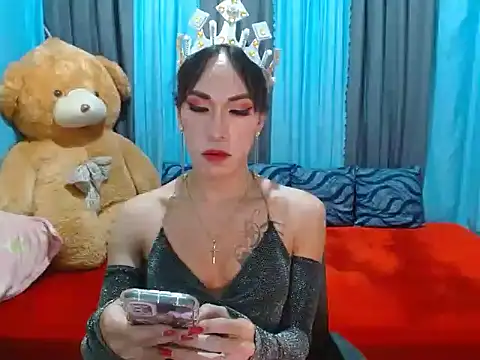 Snapshot of xxSexyBitch69xx chatting on 12.13.24 xxSexyBitch69xx online show from 12.13.24