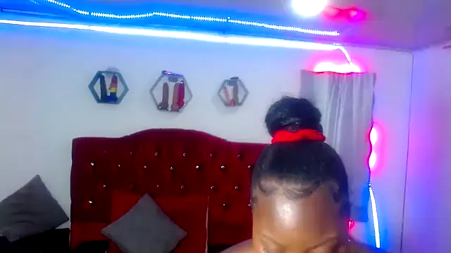 Snapshot of agatha_prime chatting on 01.24.25 agatha prime online show from 01.24.25