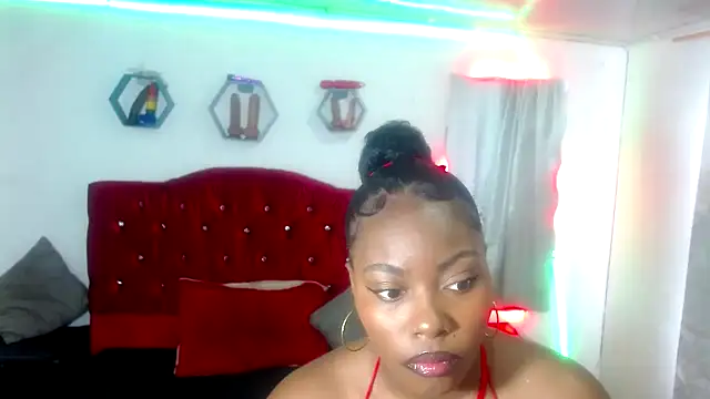 Snapshot of agatha_prime chatting on 01.25.25 agatha prime online show from 01.25.25