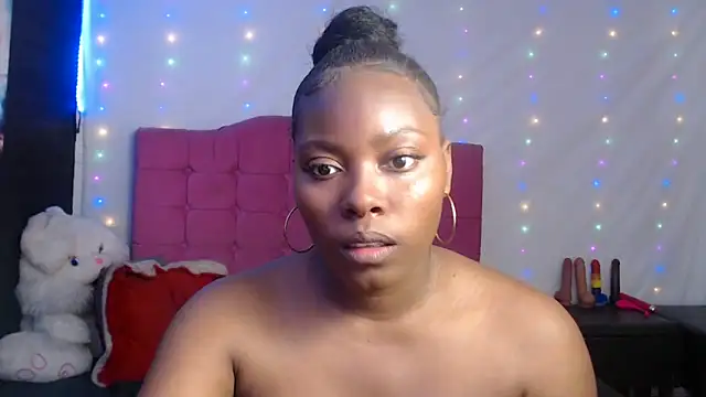 Snapshot of agatha_prime chatting on 02.25.25 agatha prime online show from 02.25.25