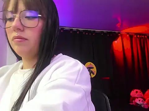 lia minami online show from 04.19.26