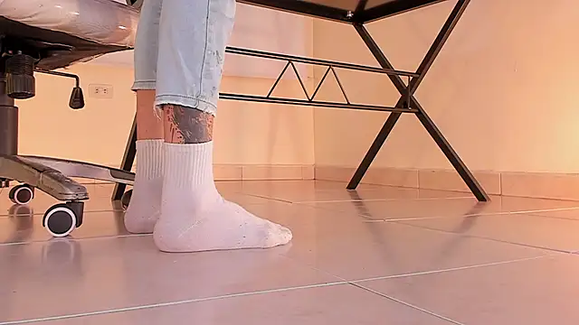 ArchieCollins online show from 11.28.25