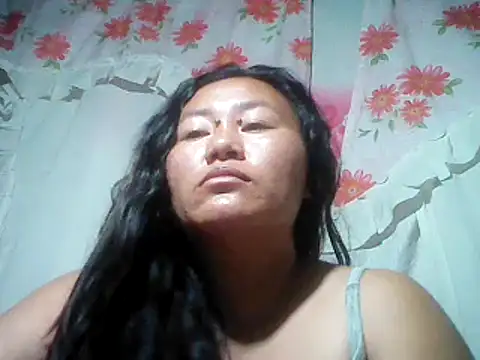 Snapshot of Sexyhorney4u chatting on 12.08.24 Sexyhorney4u online show from 12.08.24