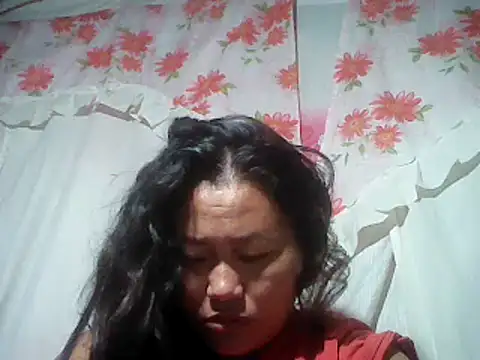 Snapshot of Sexyhorney4u chatting on 12.10.24 Sexyhorney4u online show from 12.10.24