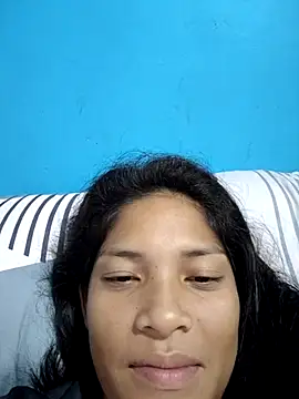 Snapshot of prettyyoung_mom23 chatting on 09.09.25 prettyyoung mom23 online show from 09.09.25