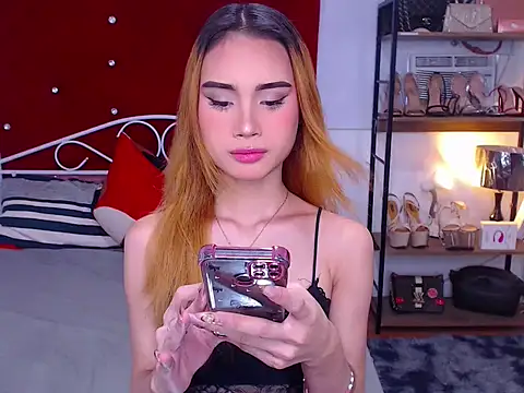 Snapshot of MeatyhorsecockMistress chatting on 02.01.26 MeatyhorsecockMistress online show from 02.01.26