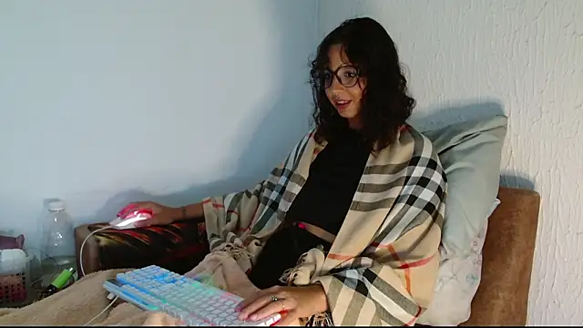 Snapshot of myamillor chatting on 02.22.26 myamillor online show from 02.22.26