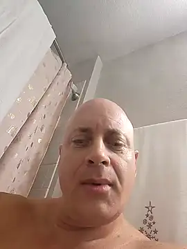 Snapshot of DigiSpankz chatting on 10.14.25 DigiSpankz online show from 10.14.25