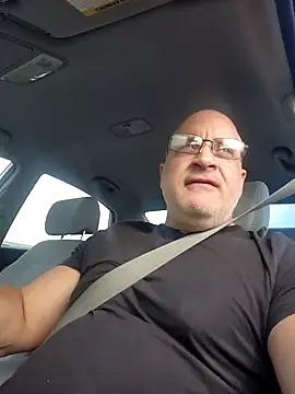 Snapshot of DigiSpankz chatting on 10.22.25 DigiSpankz online show from 10.22.25