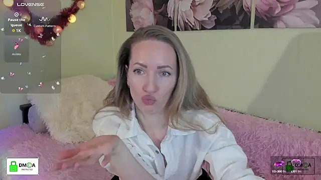 Queenymel online show from 01.09.25