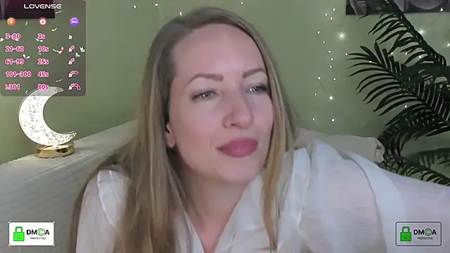 Queenymel online show from 06.17.26