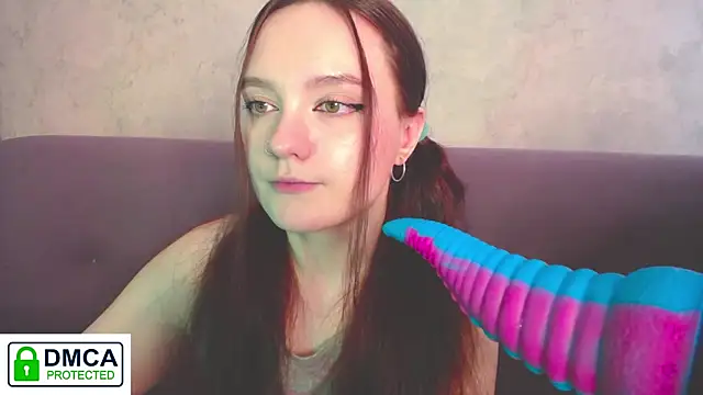 Alyssa   Scarlet online show from 12.17.25