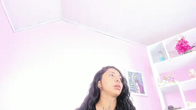 Snapshot of miss_soffi_ chatting on 05.29.26 miss soffi online show from 05.29.26