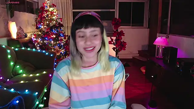 Aquamarinebubble online show from 12.17.24