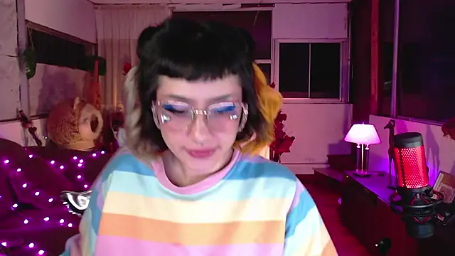 Aquamarinebubble online show from 03.20.25