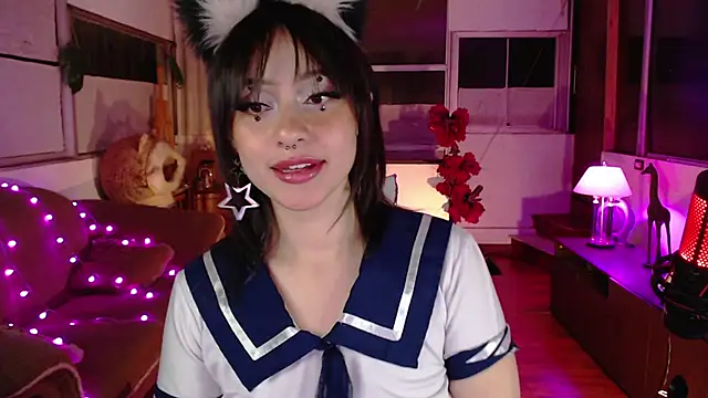 Aquamarinebubble online show from 11.27.25