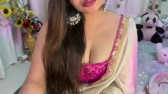 Snapshot of mahimagicdoll_DESI chatting on 10.06.25 mahimagicdoll DESI online show from 10.06.25