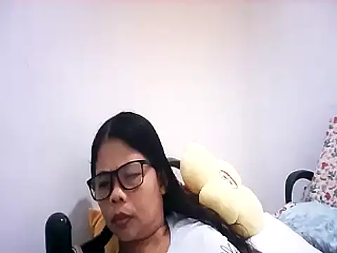 pinay milfxx online show from 11.03.25