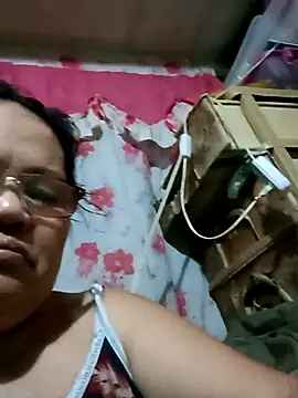 Chubbysweetmom online show from 11.30.25