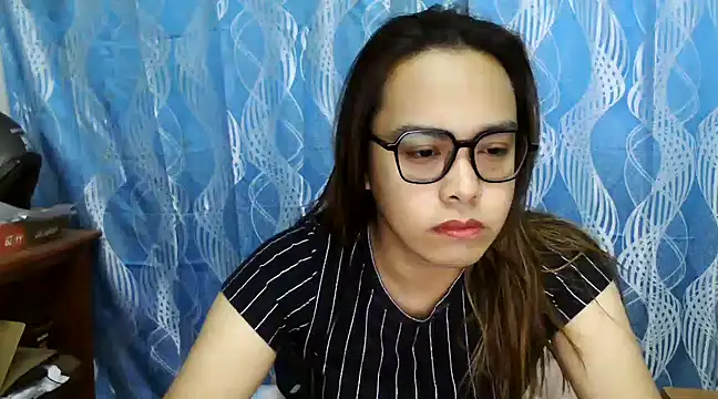 Snapshot of Your_PrettyGirlxxx chatting on 03.21.25 Your PrettyGirlxxx online show from 03.21.25