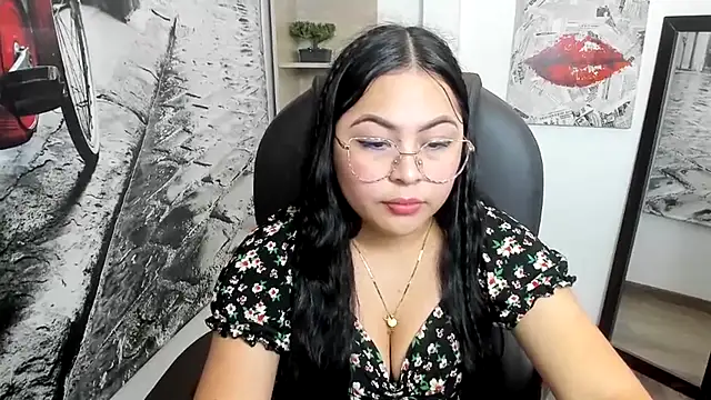 Hana    online show from 11.12.25