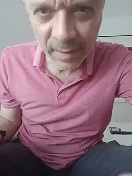 Snapshot of Almadaxxx chatting on 07.17.26 Almadaxxx online show from 07.17.26