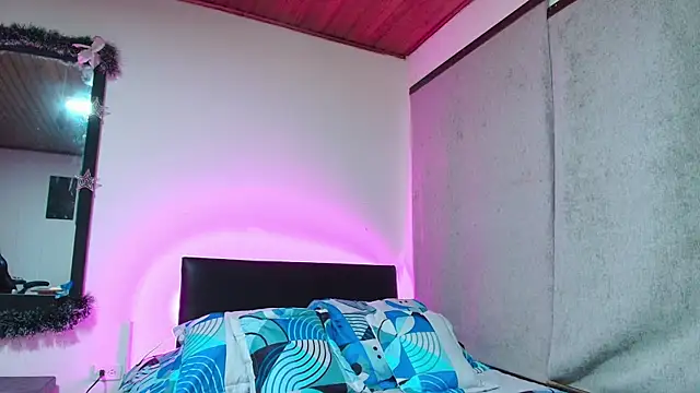 Snapshot of yesie_hot chatting on 01.26.25 yesie hot online show from 01.26.25