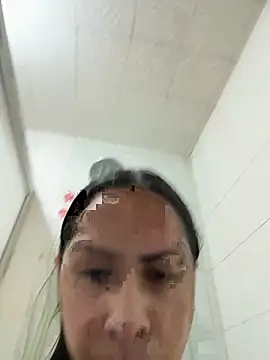 Snapshot of yesie_hot chatting on 09.09.25 yesie hot online show from 09.09.25