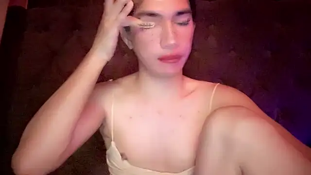 Snapshot of QUEEN_LILITH chatting on 11.18.25 QUEEN LILITH online show from 11.18.25