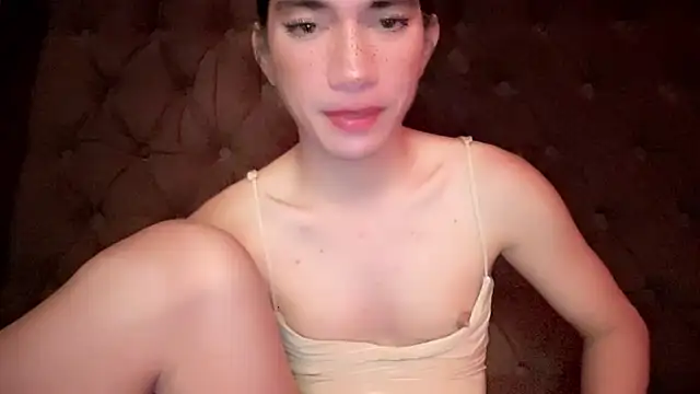 Snapshot of QUEEN_LILITH chatting on 11.22.25 QUEEN LILITH online show from 11.22.25