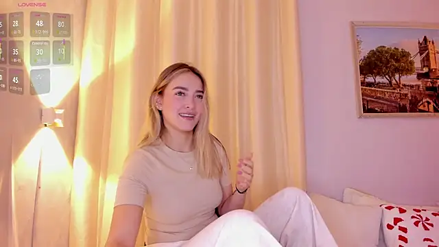 Assh lee  online show from 12.18.25