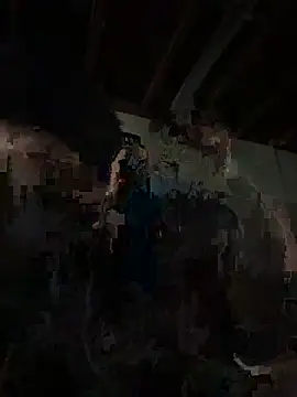 KcCumz19 online show from 11.30.25