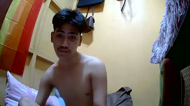 Snapshot of gaysucker6969 chatting on 12.03.24 gaysucker6969 online show from 12.03.24