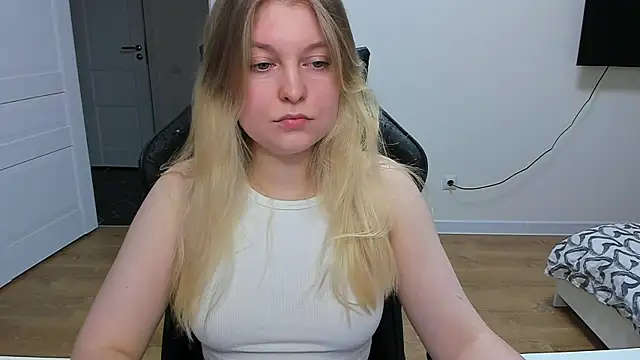 Snapshot of stacy_miracle chatting on 01.21.25 stacy miracle online show from 01.21.25